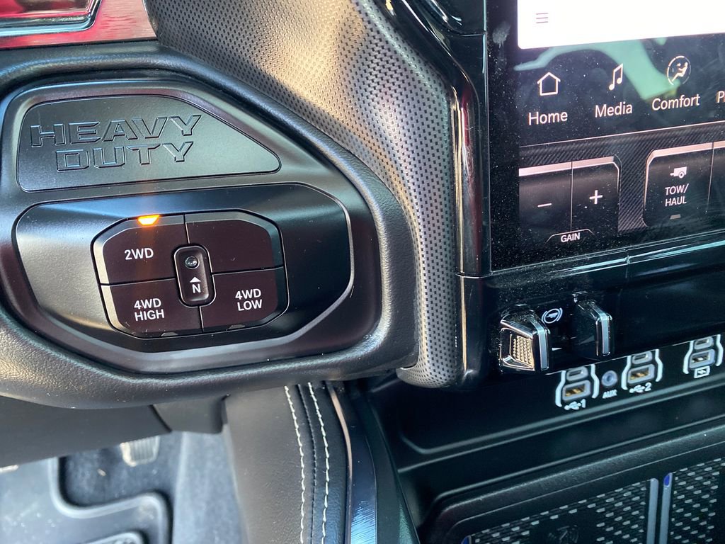 Used 2025 RAM 3500 Limited image 42