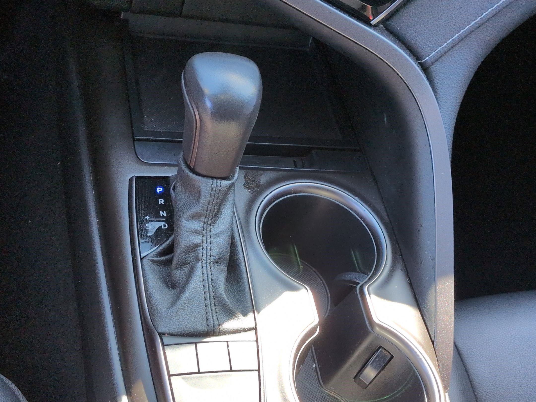 Used 2023 Toyota Camry SE image 25