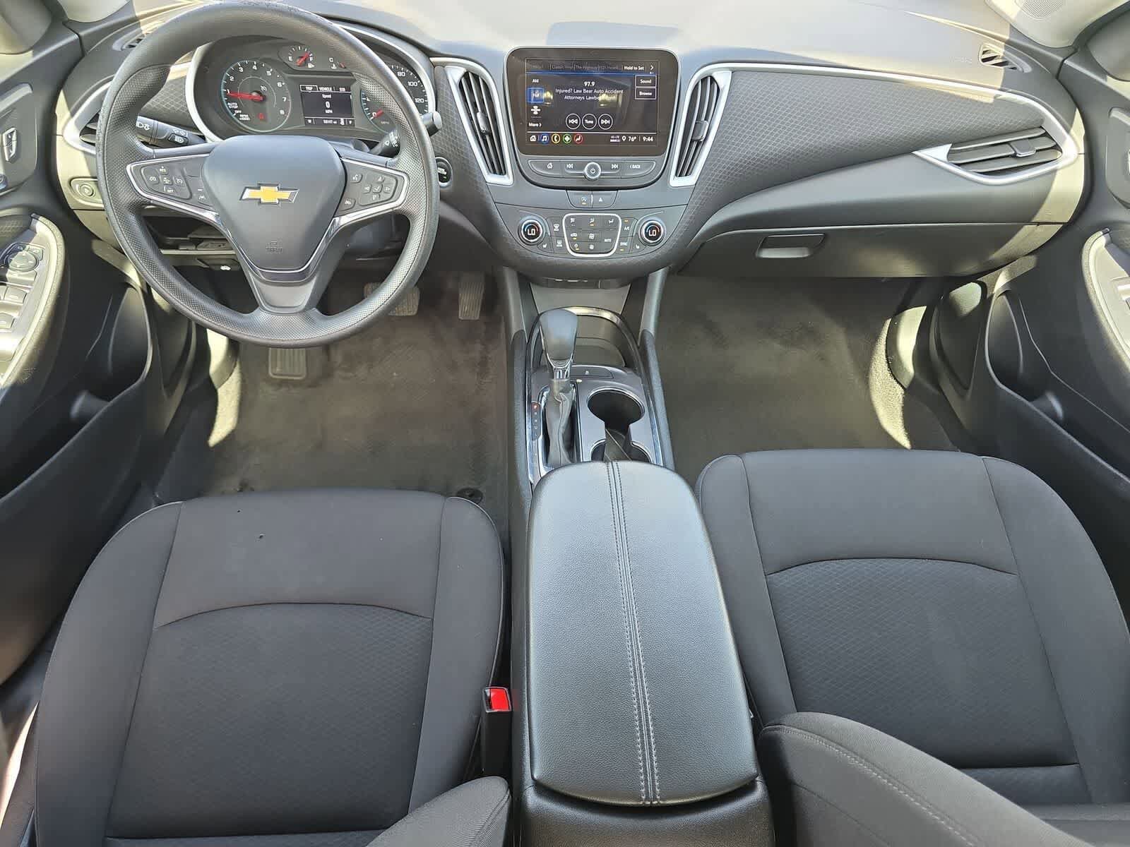 Used 2023 Chevrolet Malibu LT FWD image 15