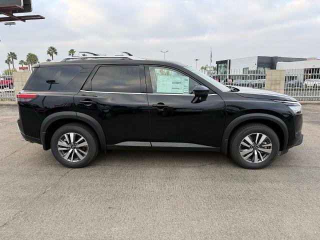 New 2025 Nissan Pathfinder SL FWD image 7