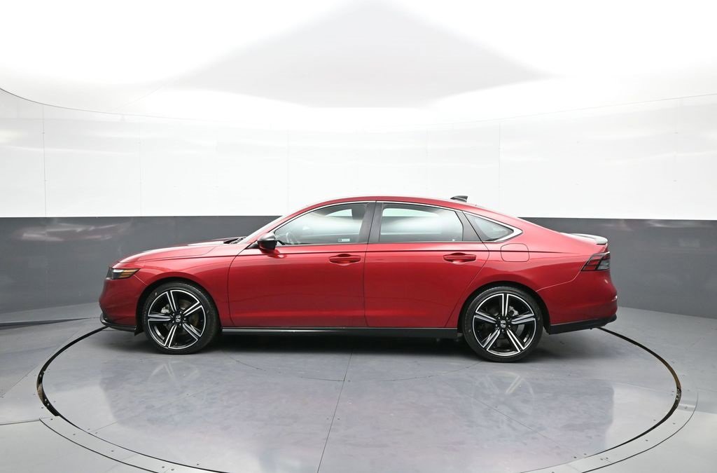 Certified 2024 Honda Accord Sport image 9