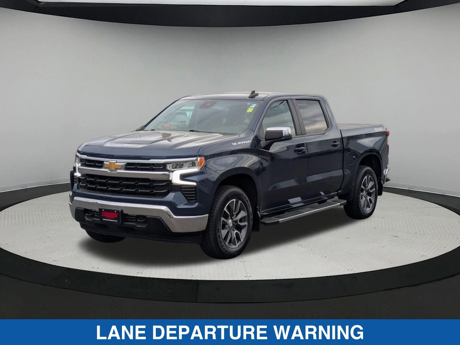 Used 2023 Chevrolet Silverado 1500 LT AWD/4WD image 8