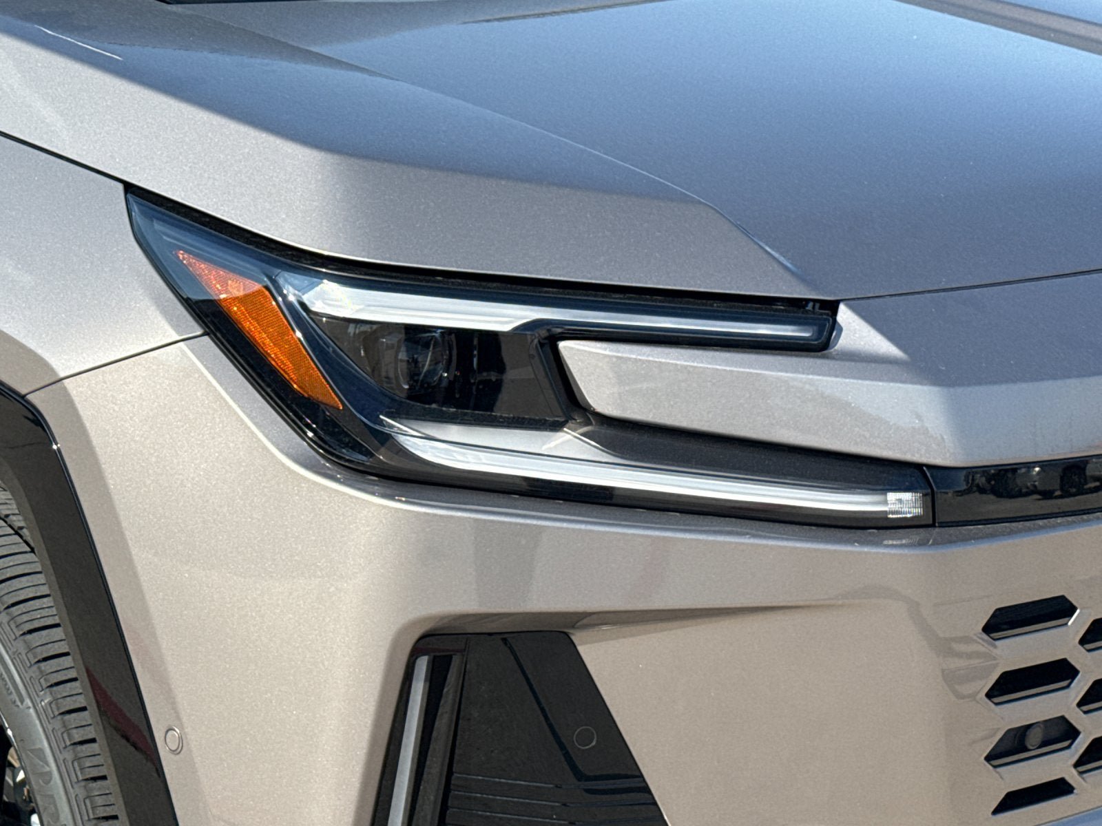 New 2026 Toyota RAV4 XSE AWD/4WD image 31