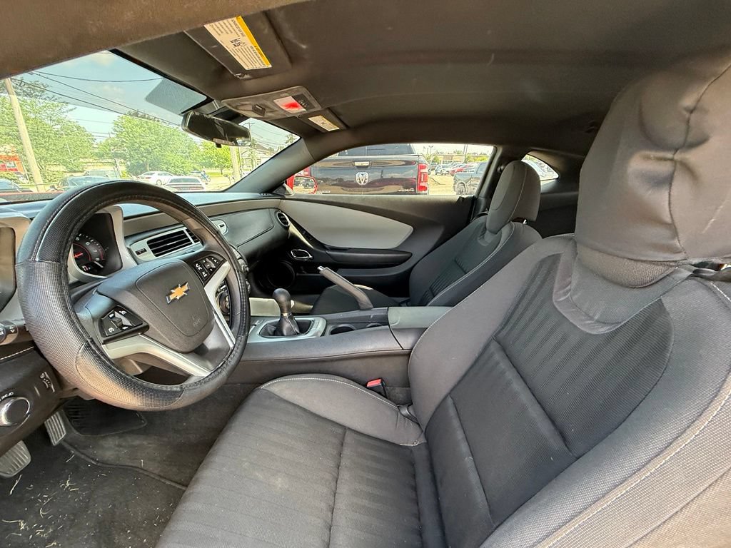 Used 2015 Chevrolet Camaro LS RWD image 12