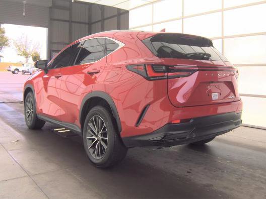 Used 2022 Lexus NX 250 FWD image 4