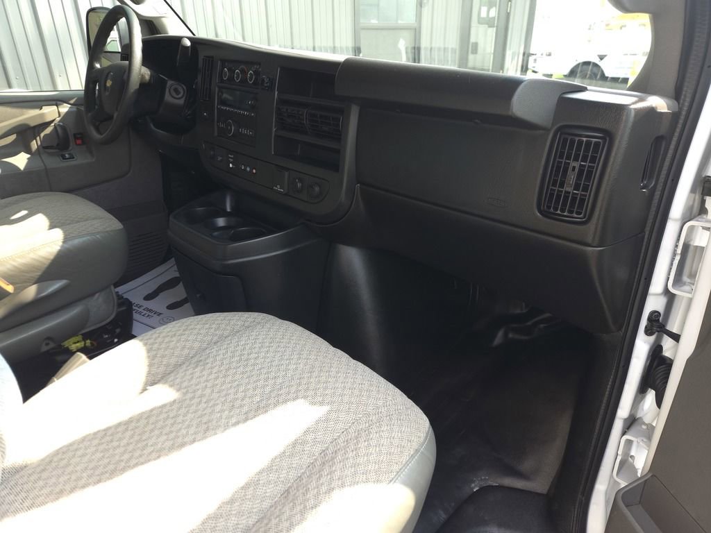 Used 2018 Chevrolet Express 3500 w/ Power Convenience Package image 20