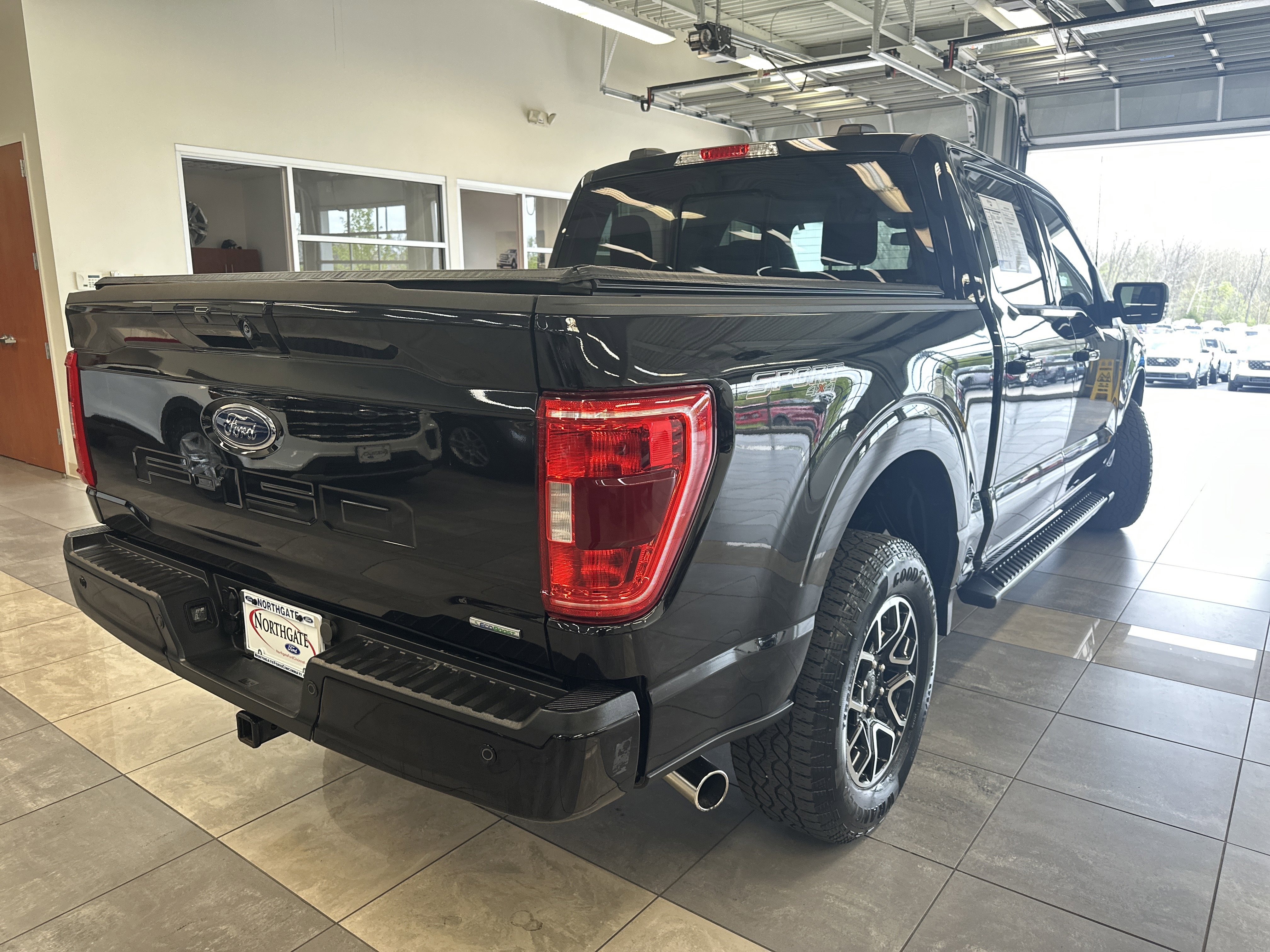 Used 2023 Ford F150 XLT w/ Equipment Group 302A High image 15