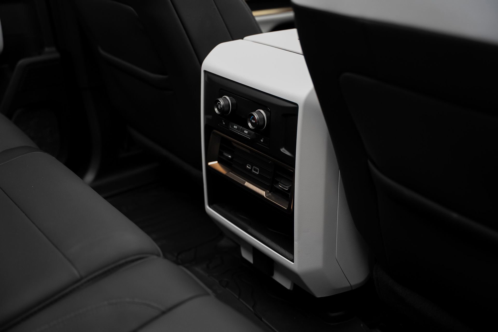 Used 2022 GMC Hummer EV Edition 1 w/ LPO, Illumination Package AWD/4WD image 76