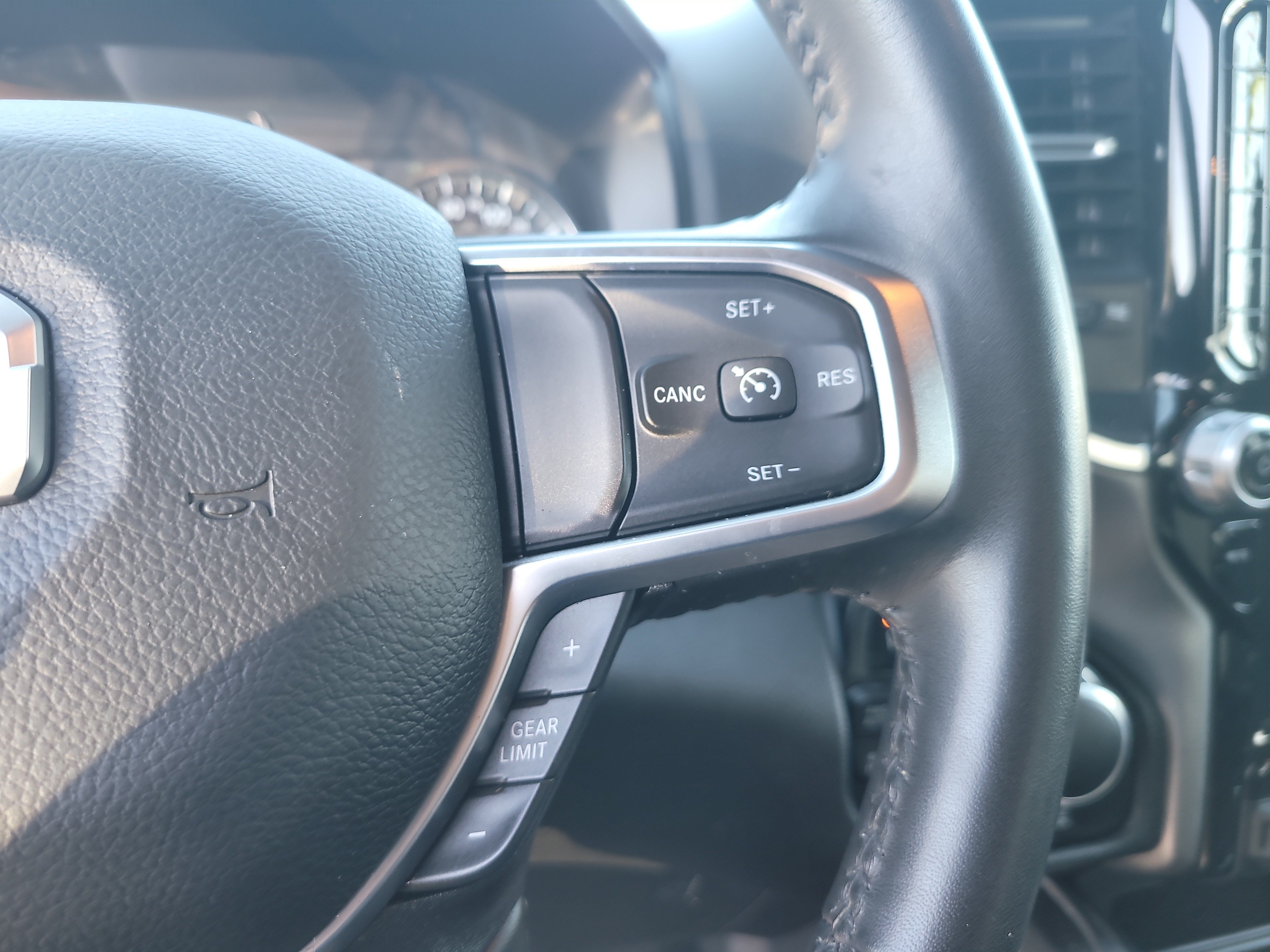 Used 2024 RAM 1500 Big Horn AWD/4WD image 29