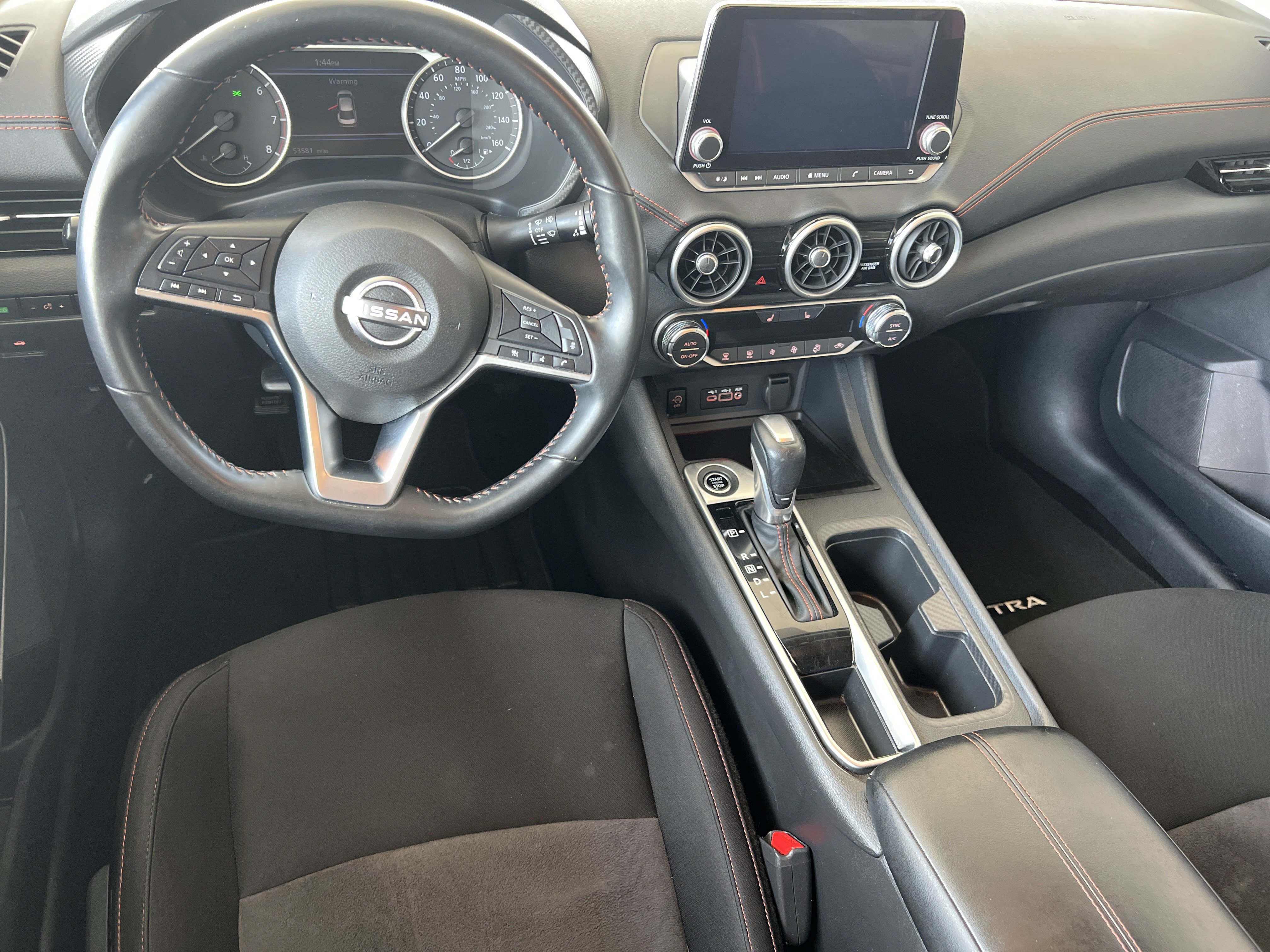 Used 2025 Nissan Sentra SR FWD image 10
