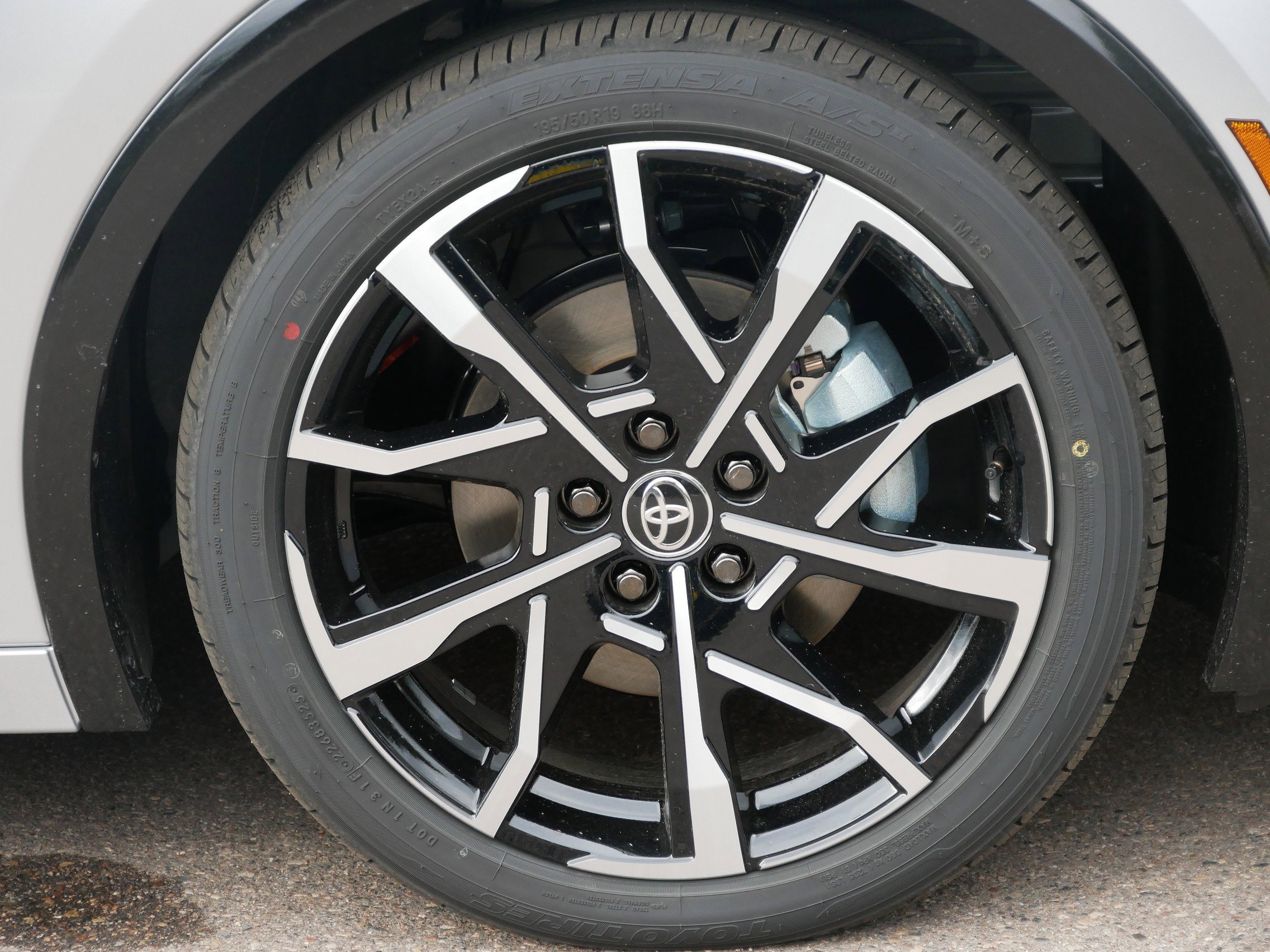 New 2026 Toyota Prius XSE image 5