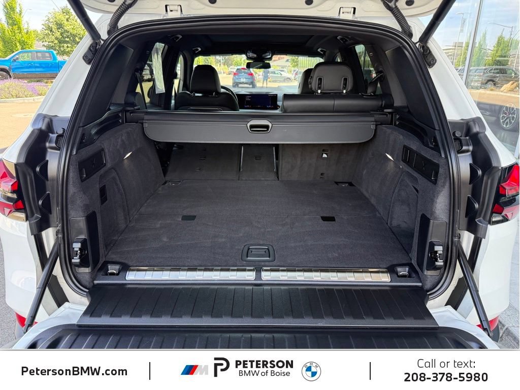 Used 2024 BMW X5 xDrive50e w/ Premium Package AWD/4WD image 10