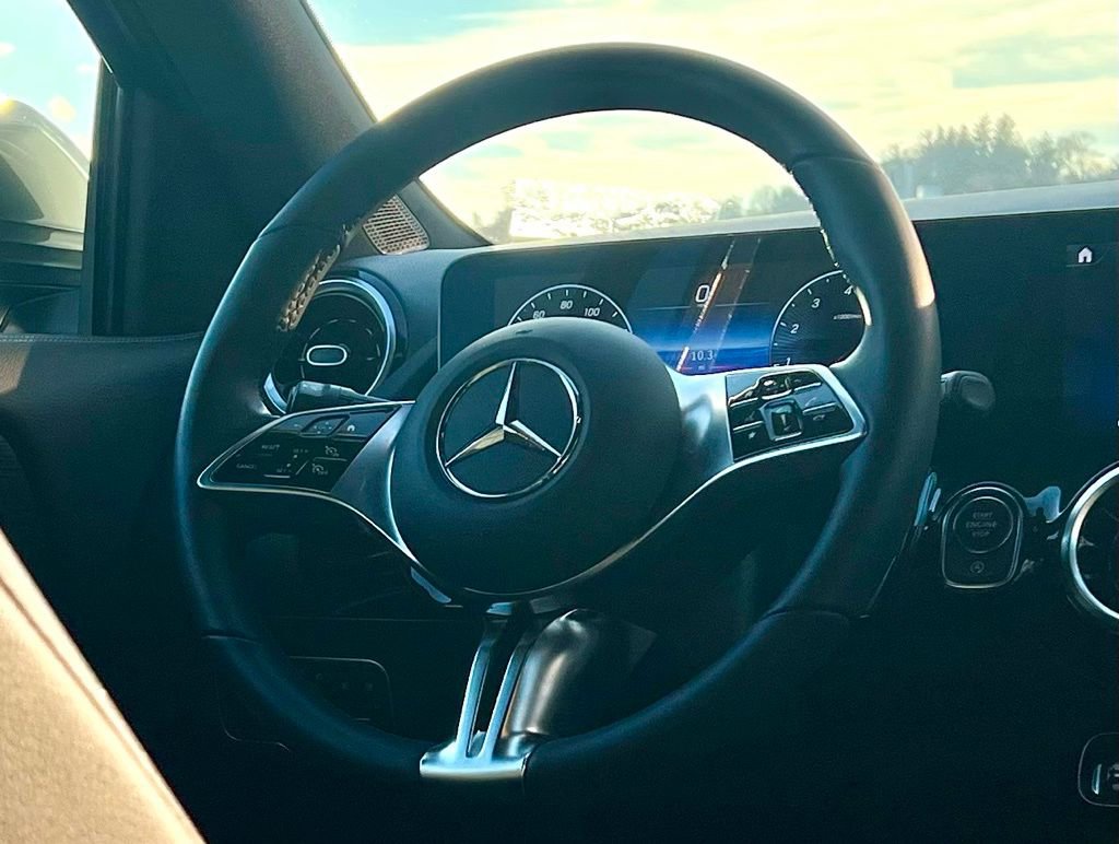 Certified 2026 Mercedes-Benz GLA 250 4MATIC image 14