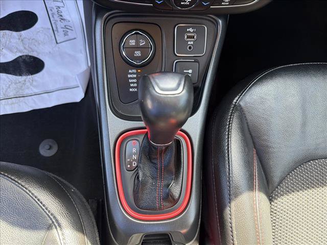 Used 2020 Jeep Compass Trailhawk AWD/4WD image 13