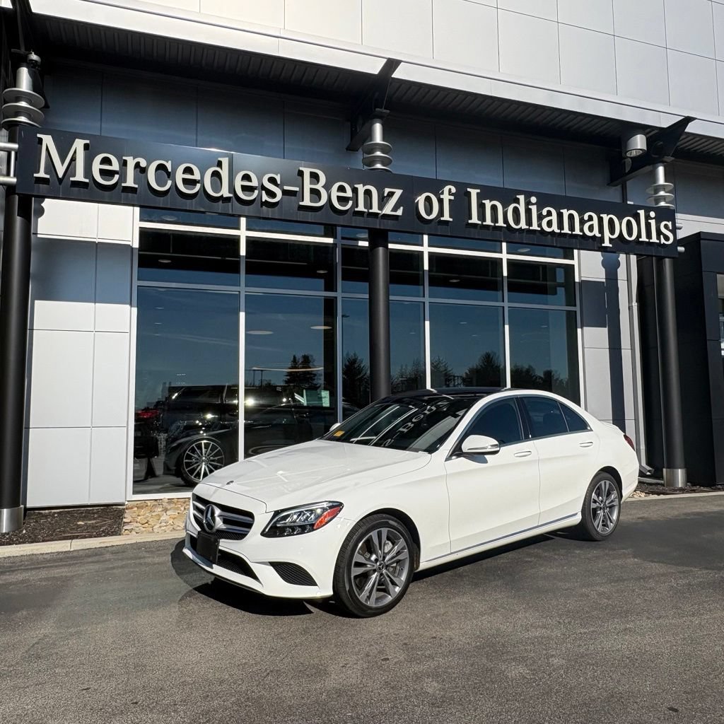 Used 2019 Mercedes-Benz C 300 4MATIC Sedan image 2