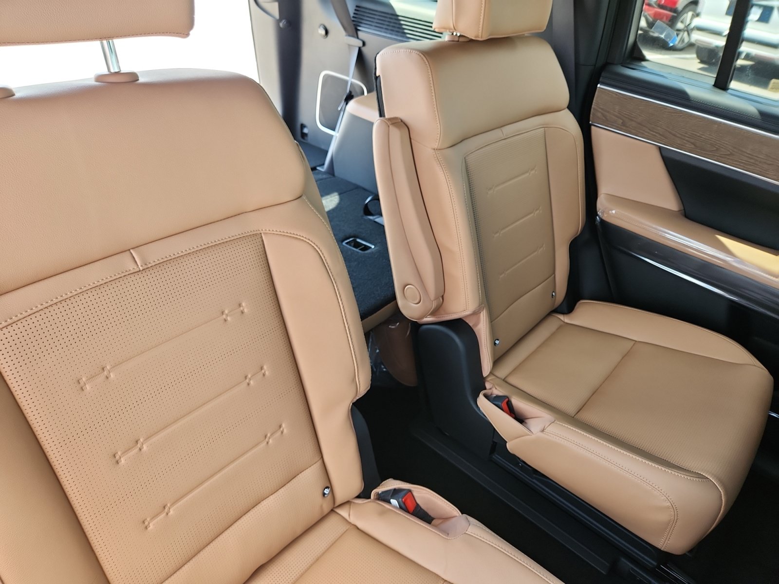 New 2027 Hyundai Santa Fe Limited AWD/4WD image 18
