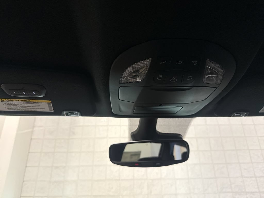 New 2027 Chrysler Pacifica Select AWD/4WD image 36