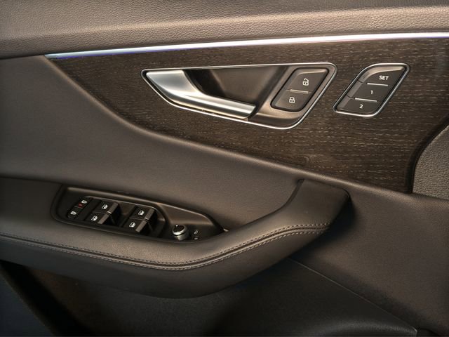 Used 2024 Audi Q7 2.0T Premium Plus image 14