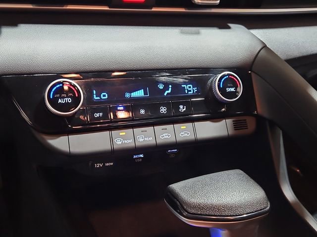 Used 2023 Hyundai Elantra SEL image 20