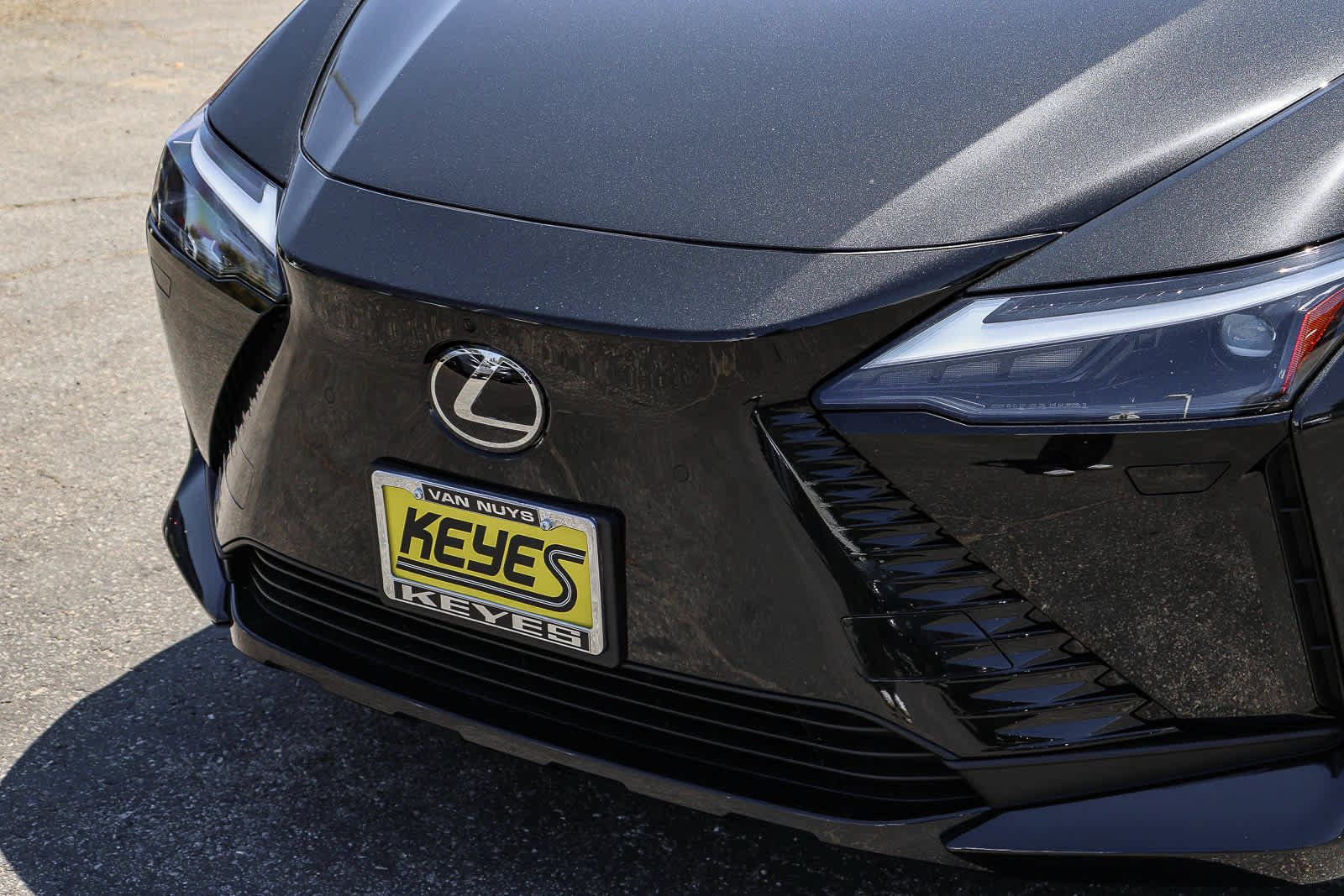 New 2026 Lexus RZ 450e AWD image 8
