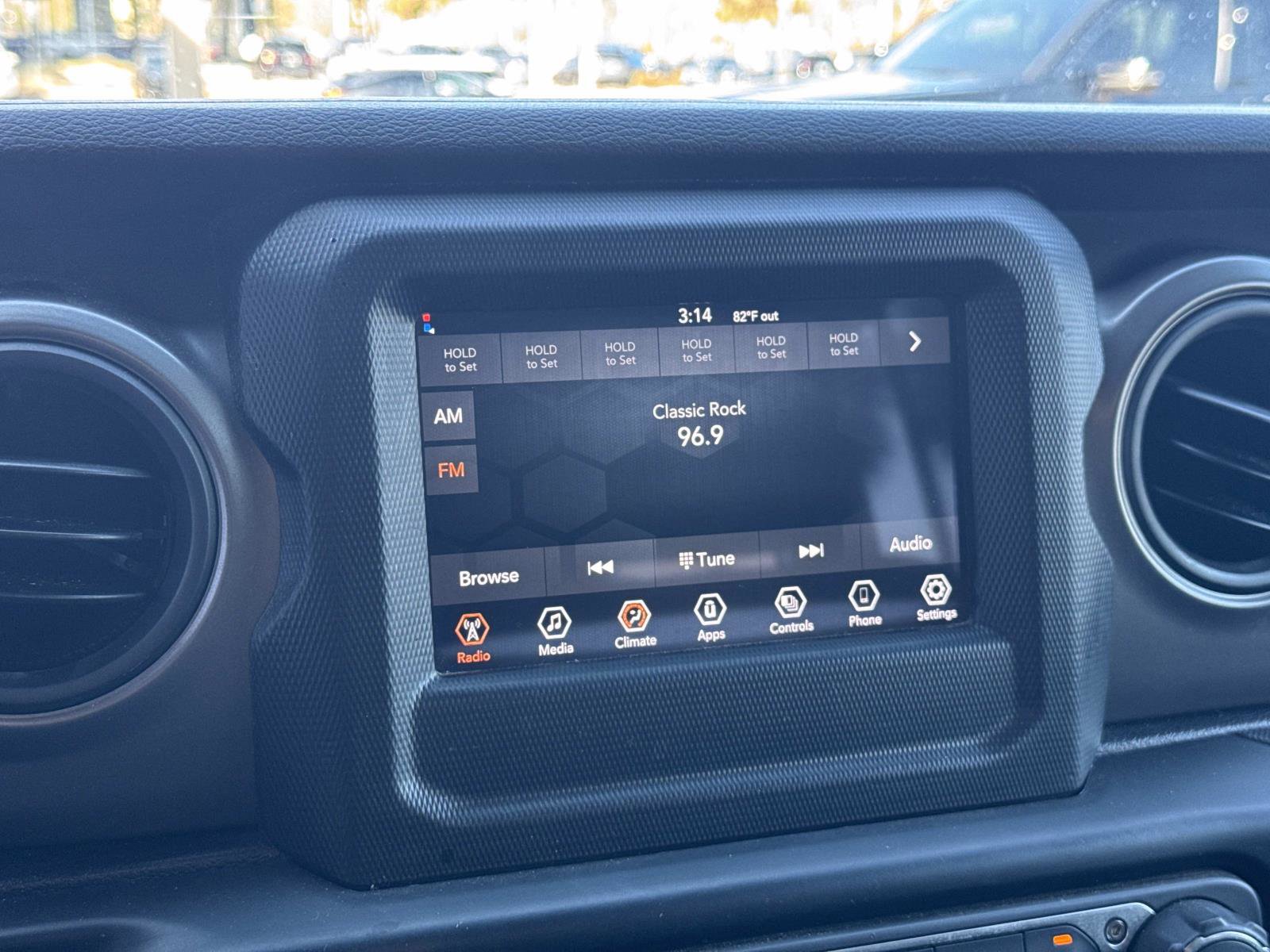 Used 2022 Jeep Wrangler Unlimited Sport S image 23