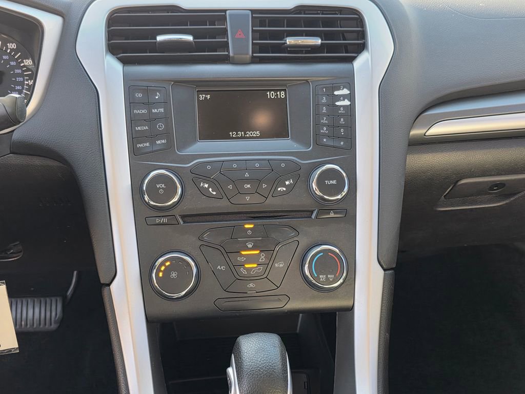 Used 2016 Ford Fusion S w/ Equipment Group 101A image 20