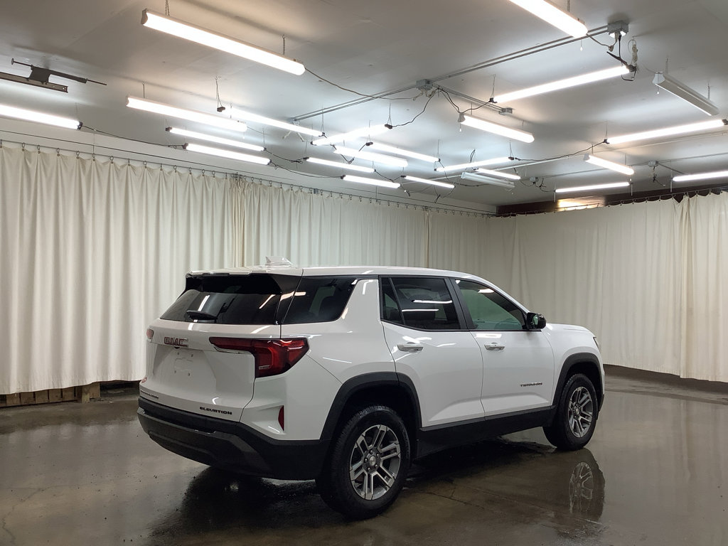 Used 2025 GMC Terrain Elevation AWD/4WD image 6