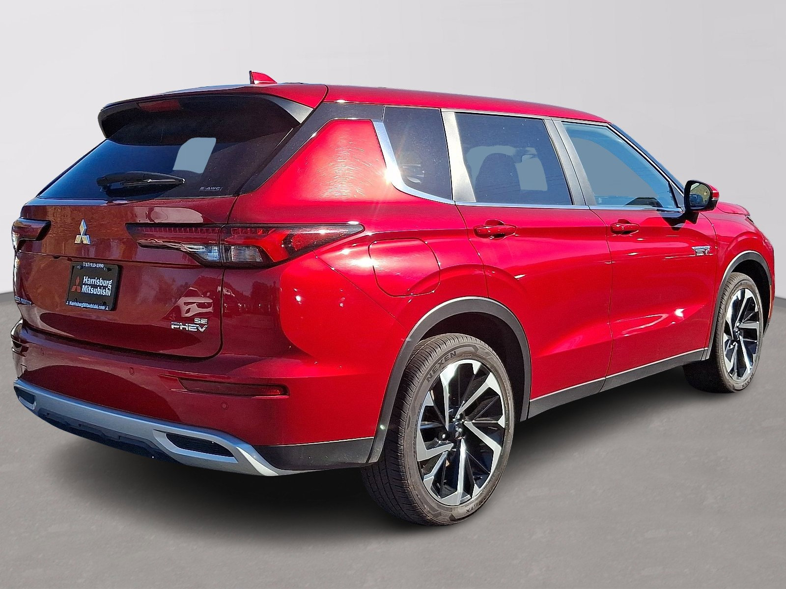 Used 2024 Mitsubishi Outlander SE image 6