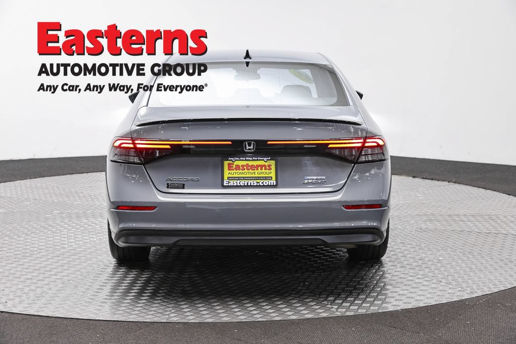 Used 2023 Honda Accord Sport image 6