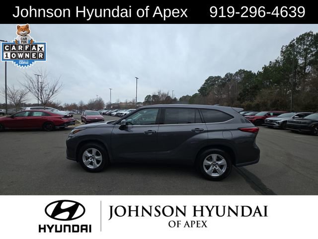 Used 2021 Toyota Highlander L image 18