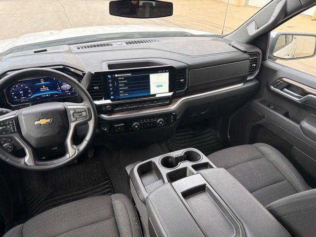 Used 2025 Chevrolet Silverado 1500 LT AWD/4WD image 17