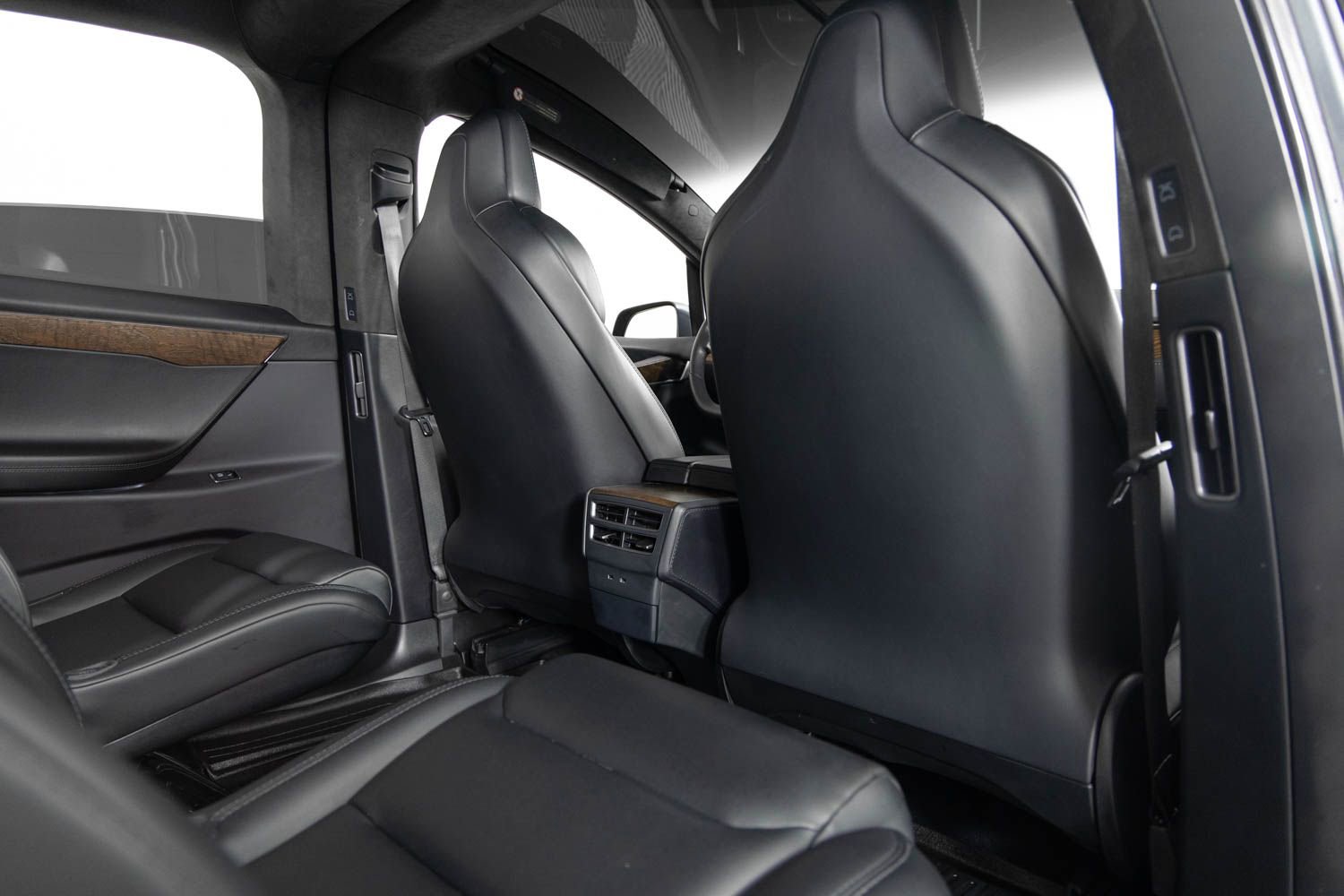 Used 2019 Tesla Model X 75D image 23