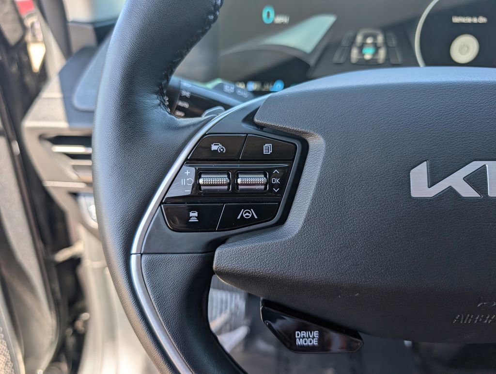 Used 2022 Kia EV6 Wind image 22