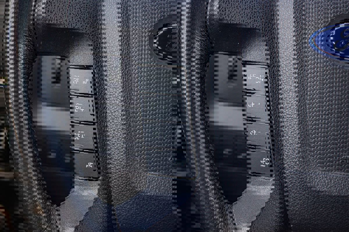 Used 2012 Ford Escape Limited AWD/4WD image 20