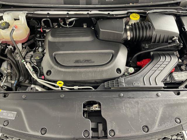 Certified 2023 Chrysler Pacifica Limited FWD image 19