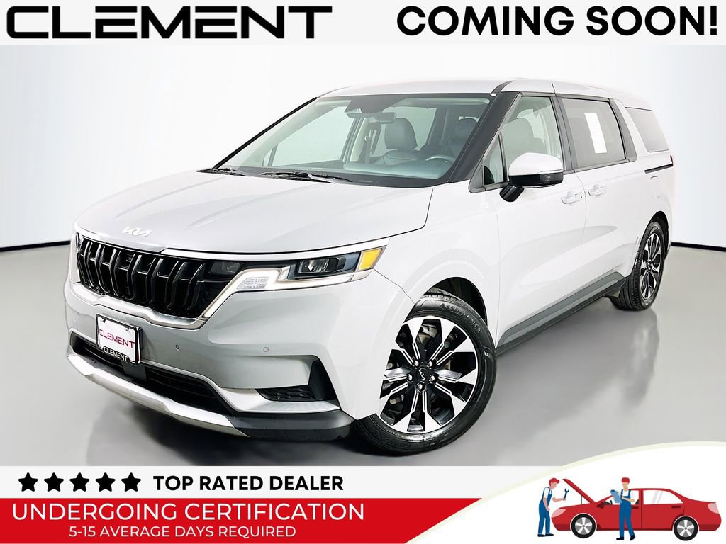 Used 2024 Kia Carnival EX image 1