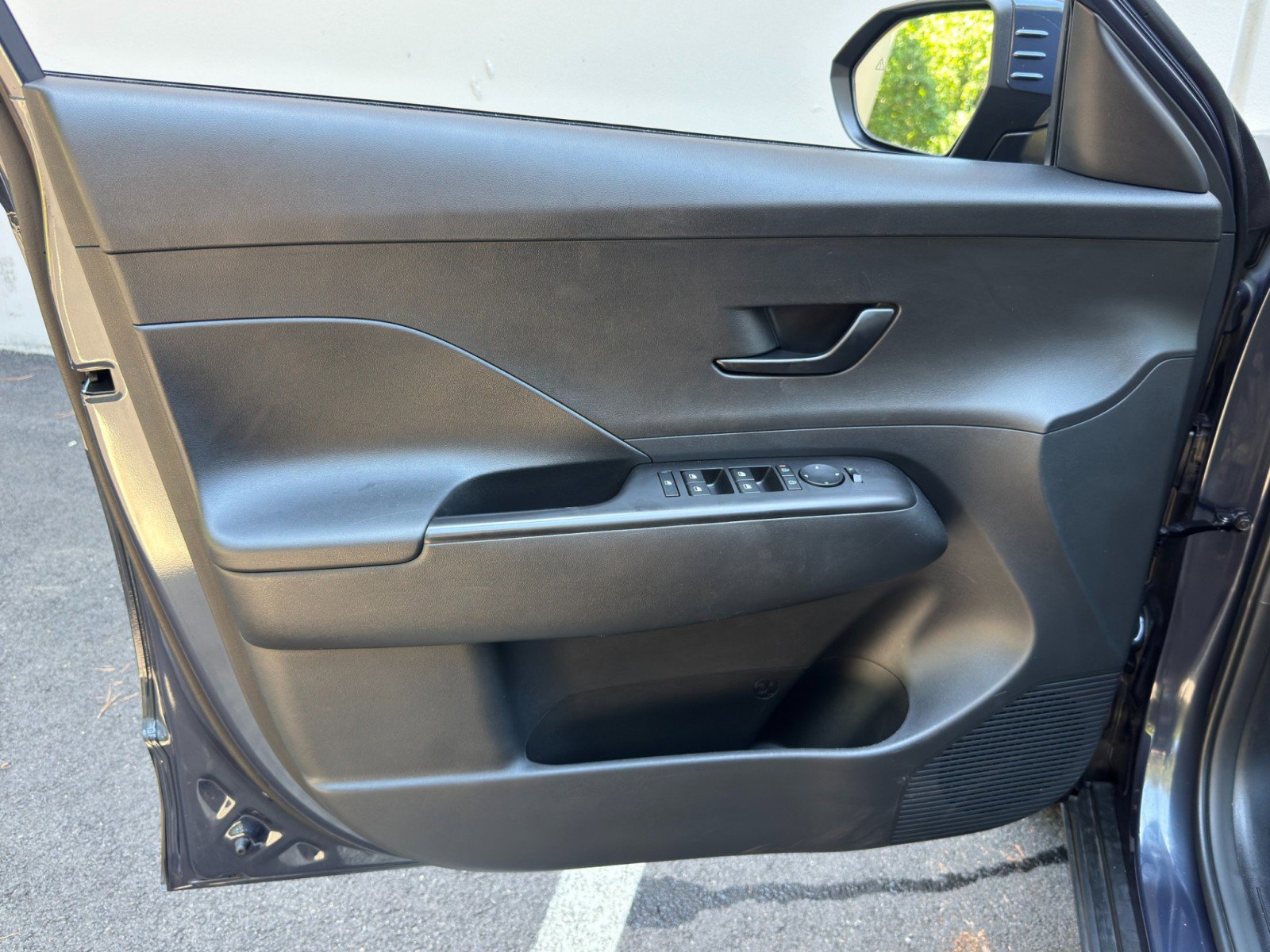 Used 2024 Hyundai Kona SEL FWD image 38