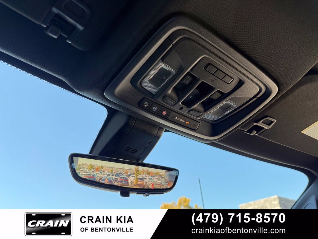 Used 2021 GMC Sierra 2500 AT4 w/ AT4 Premium Plus Package AWD/4WD image 19