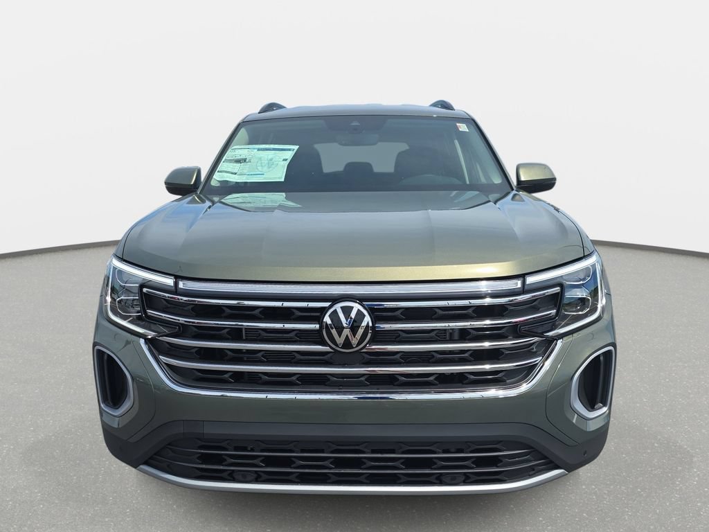 New 2026 Volkswagen Atlas SE FWD image 2