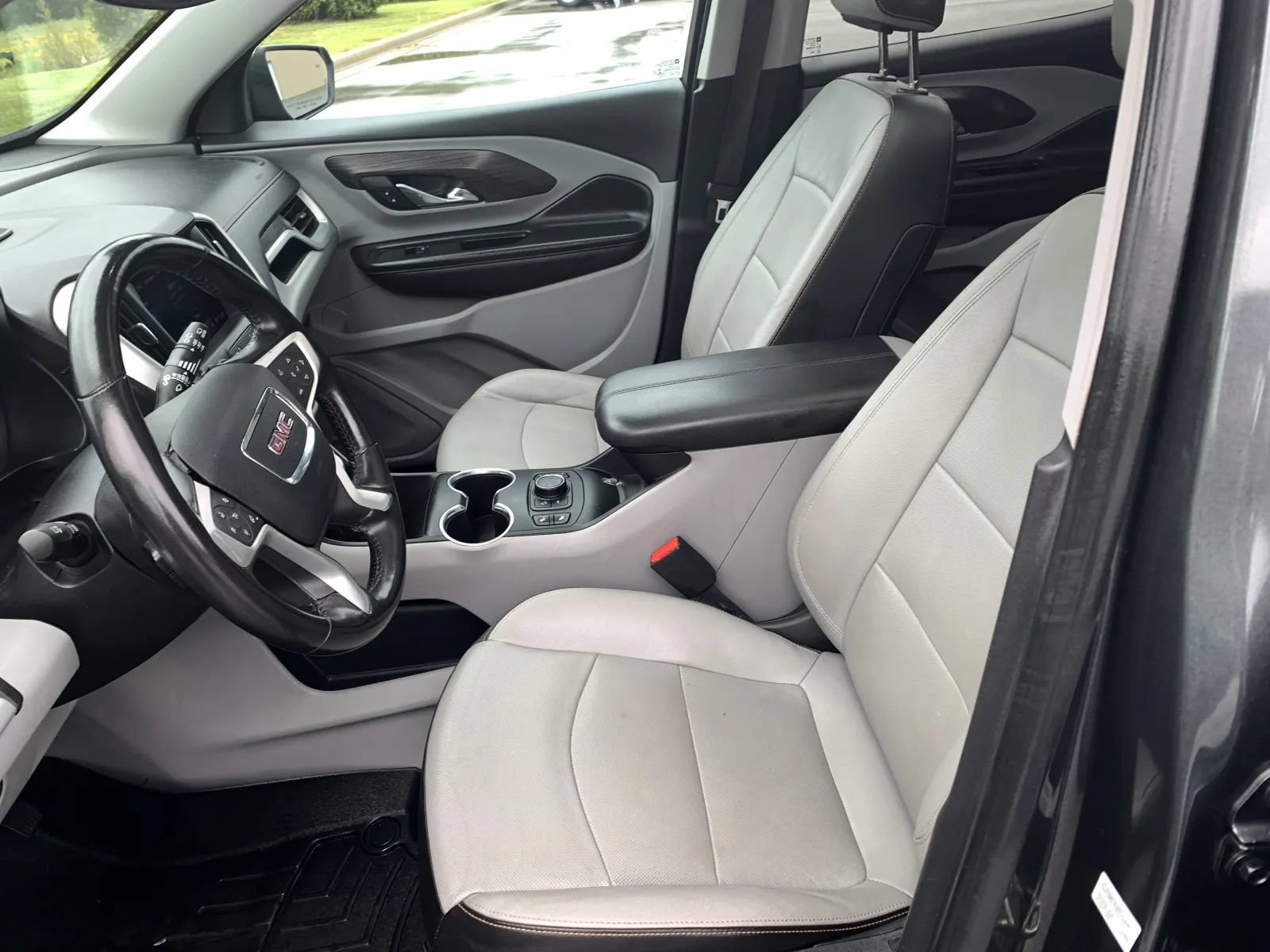 Used 2021 GMC Terrain SLT w/ Infotainment Package II AWD/4WD image 24