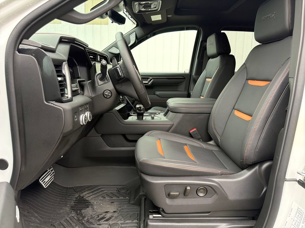 New 2026 GMC Sierra 1500 AT4 w/ Technology Package AWD/4WD image 9