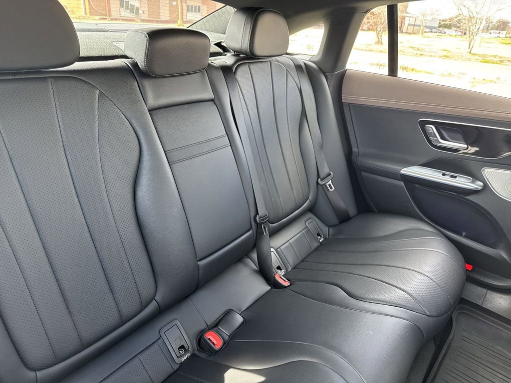 Used 2024 Mercedes-Benz EQE 350+ 4MATIC Sedan w/ Digital Light Package image 33