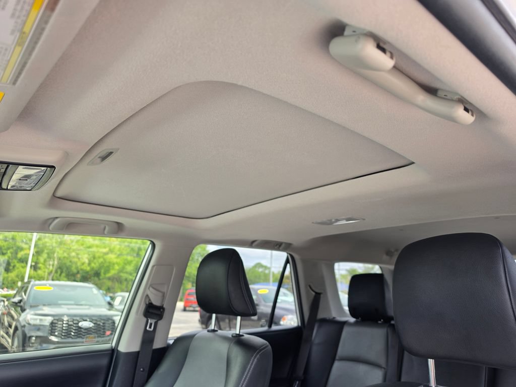 Used 2019 Toyota 4Runner SR5 Premium AWD/4WD image 32