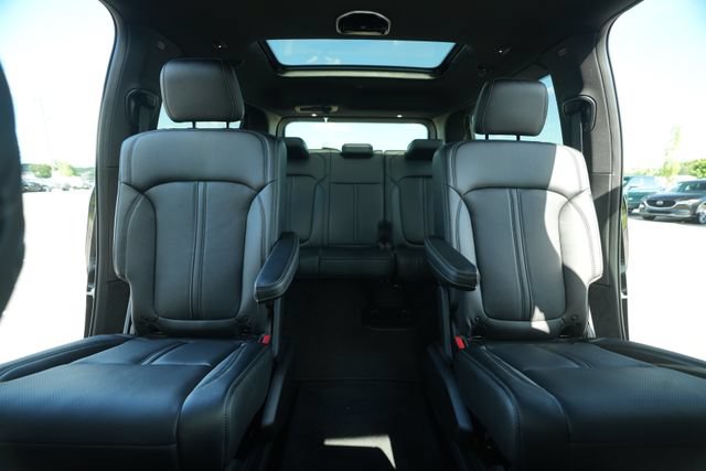 New 2026 Jeep Grand Wagoneer Summit AWD/4WD image 44