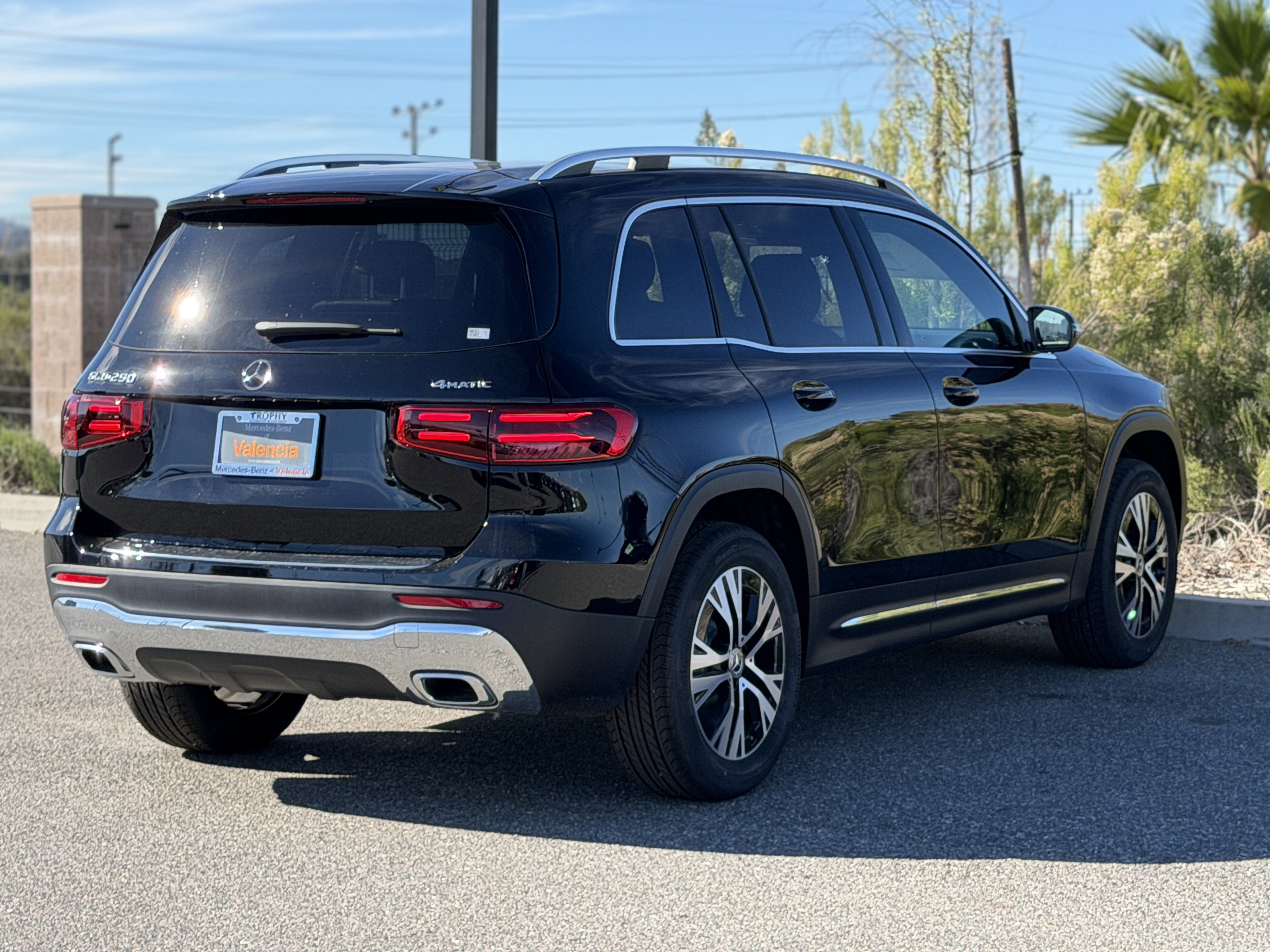 New 2026 Mercedes-Benz GLB 250 4MATIC image 8