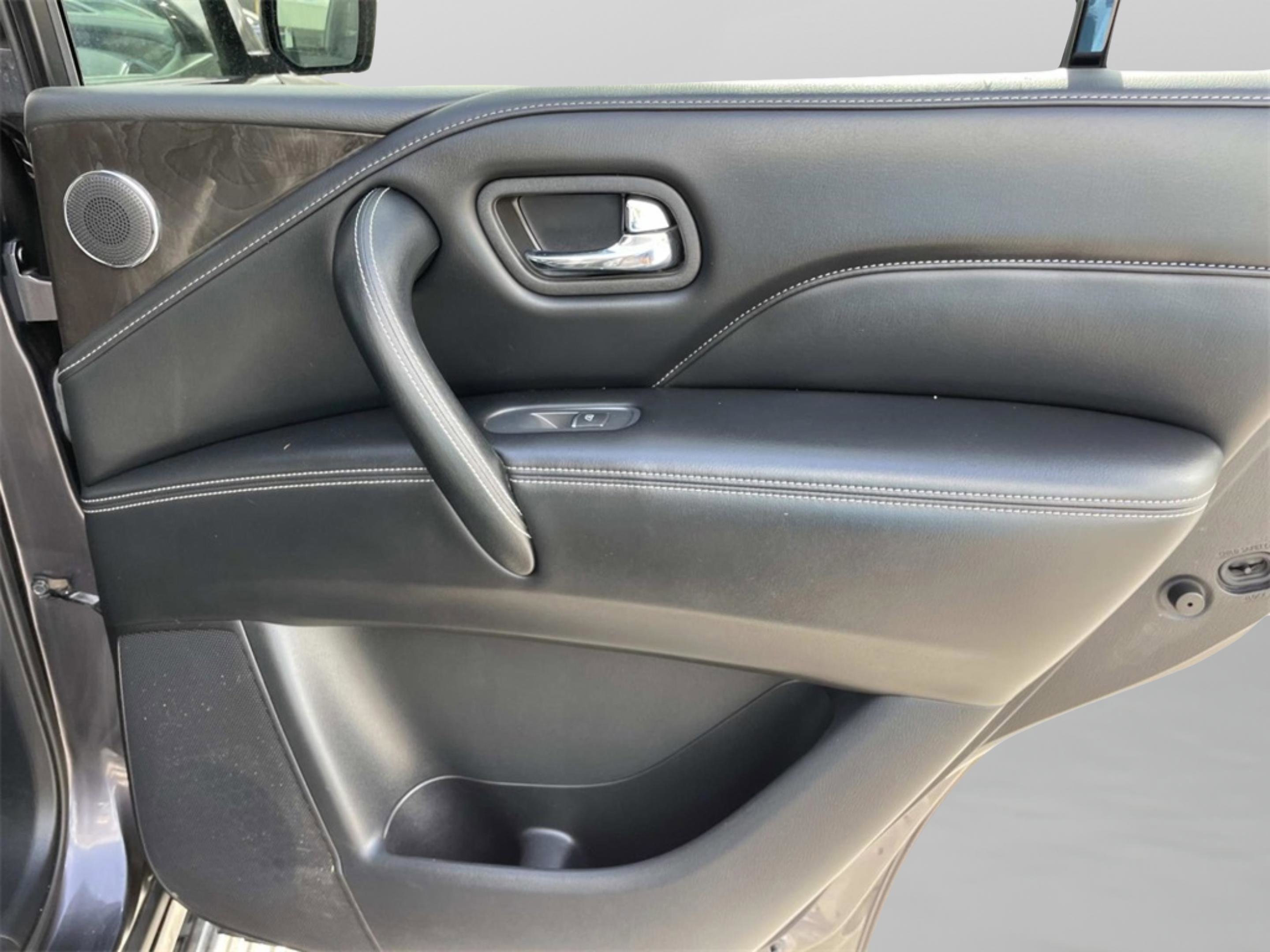 Used 2024 INFINITI QX80 Luxe image 23