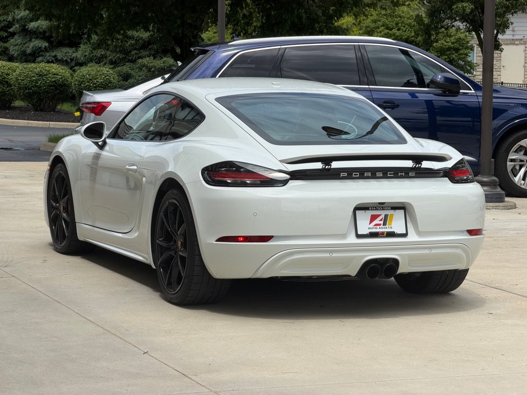 Used 2024 Porsche 718 Cayman S RWD image 10
