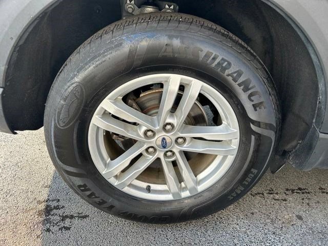 Used 2021 Ford Explorer XLT w/ Equipment Group 202A AWD/4WD image 57