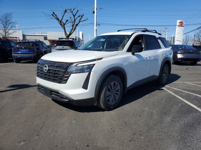New 2026 Nissan Pathfinder SV image 3