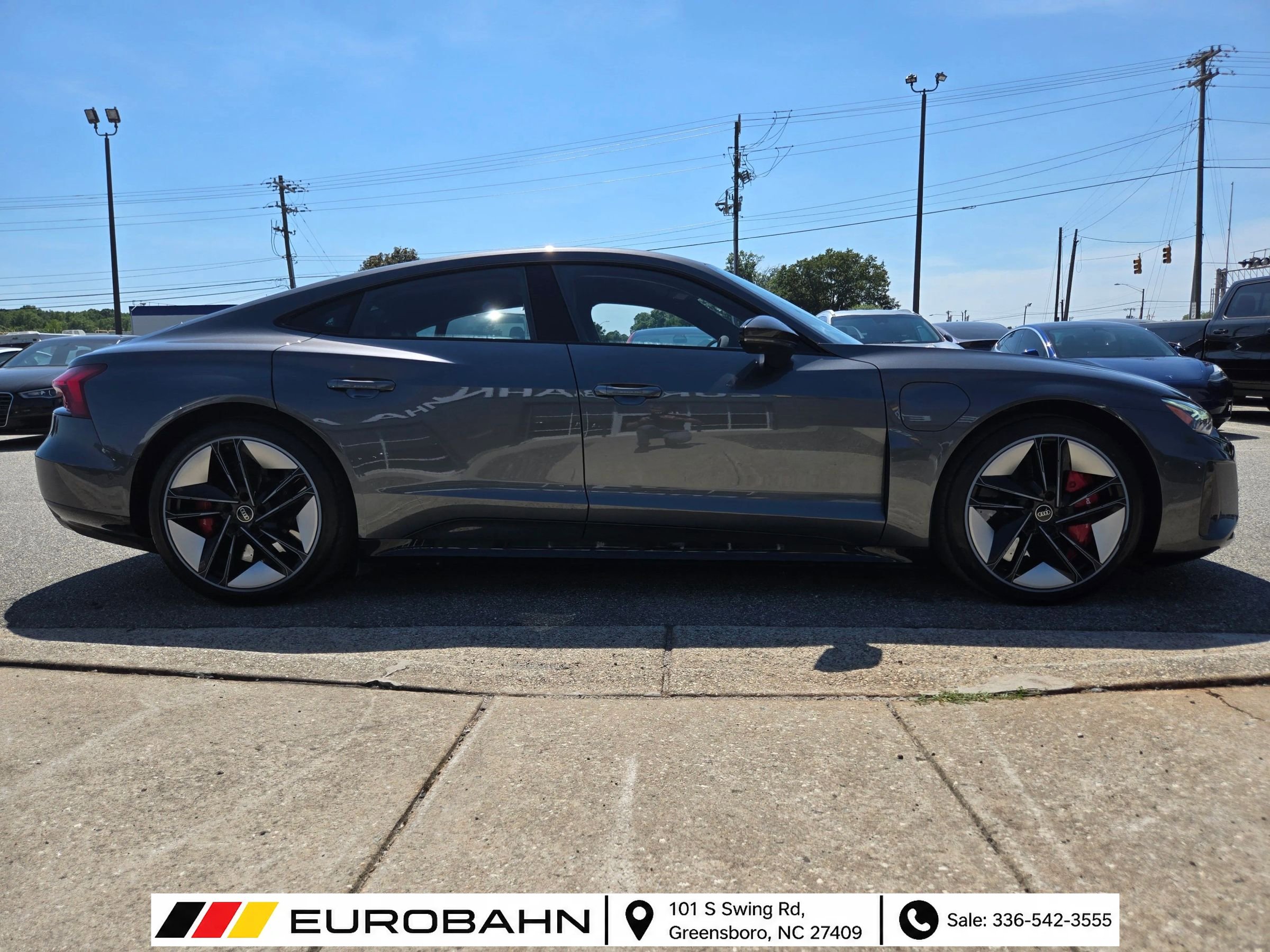 Used 2022 Audi RS e-tron GT w/ Year 1 Package AWD/4WD image 22